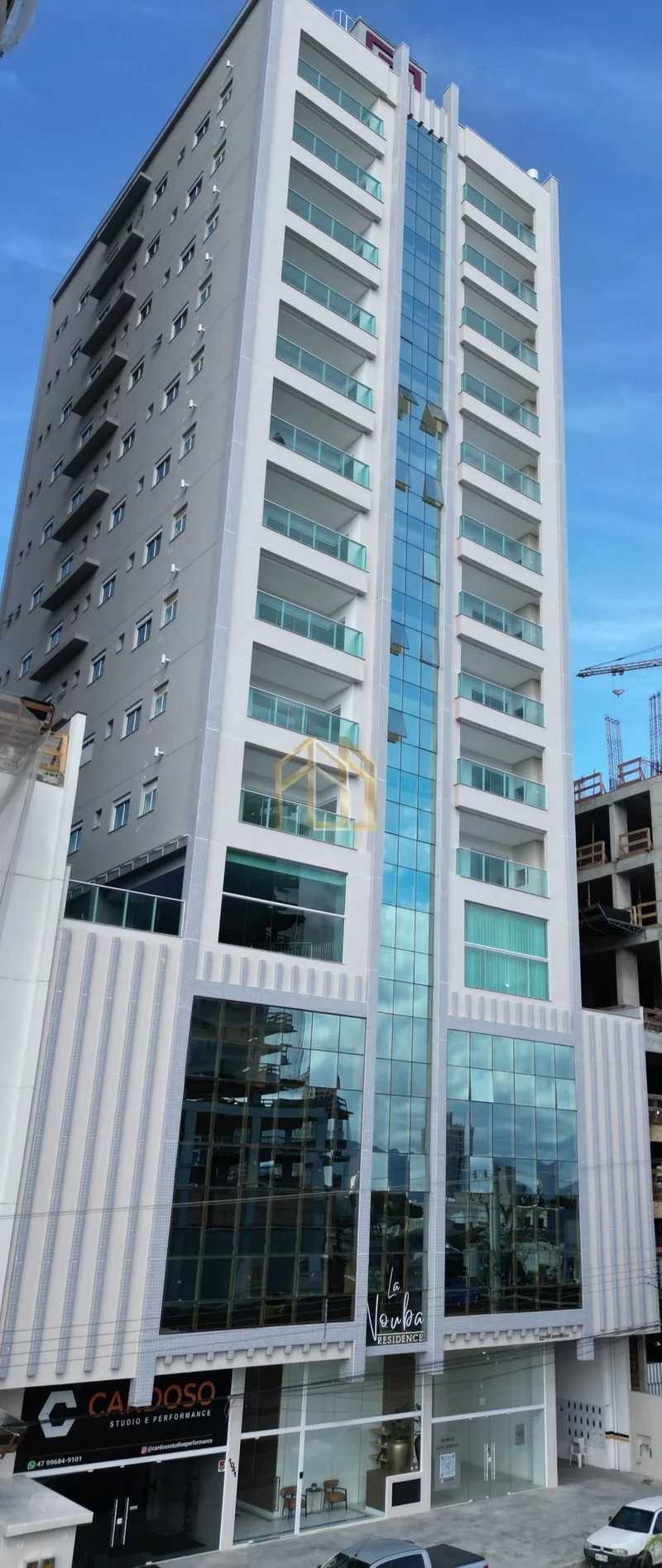 Apartamento 2q em Perequê, Porto Belo SC