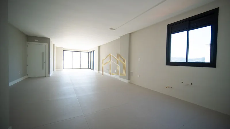 Apartamento 4q em Perequê, Porto Belo SC
