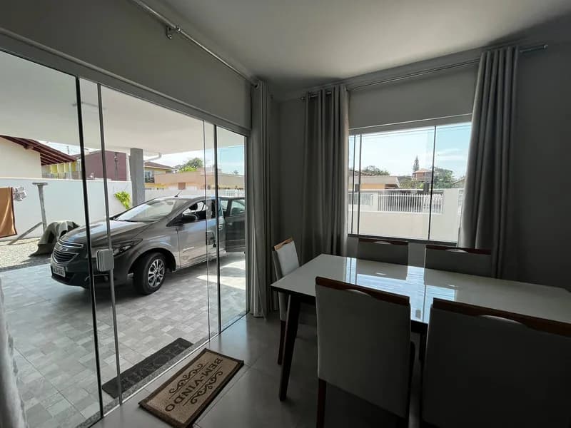 Casa 3 dormitórios à venda em Balneário Piçarras