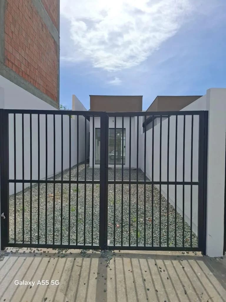 Casa, em Armação, Penha/SC